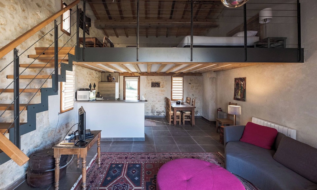 Soyaux Cottage | Chic and spacious self-catered loft cottage, ideal for work or romantic getaway