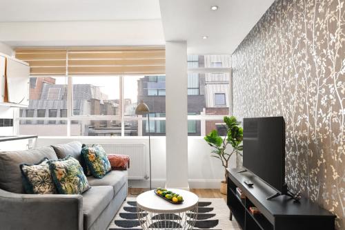 Farringdon Apartment | Chic Central London Flat 2BR Sofa Bed 2 Bath