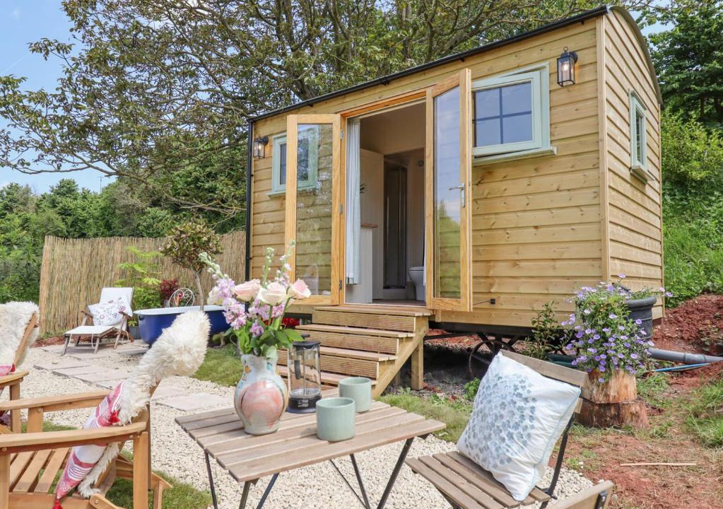 Combeinteignhead House | Coombe Valley Shepherd's Hut