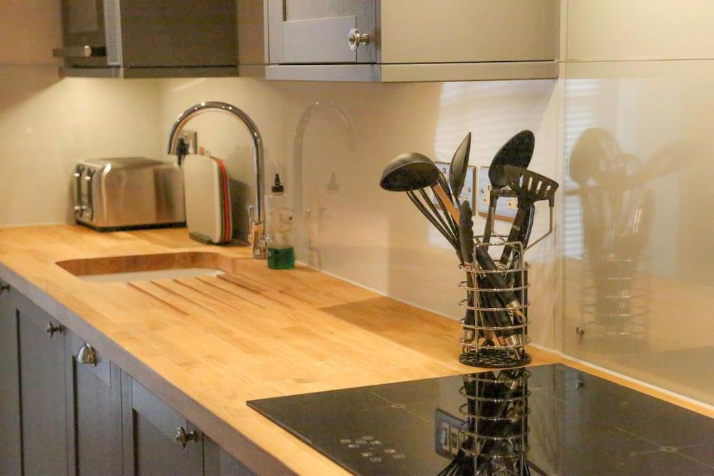 Wareham House | Cosy Modern Cottage - Wareham