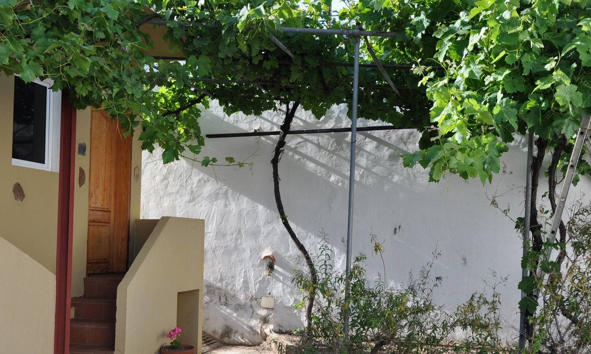 Valsequillo de Gran Canaria Apartment | Cozy studio with WIFI in Valsequillo.