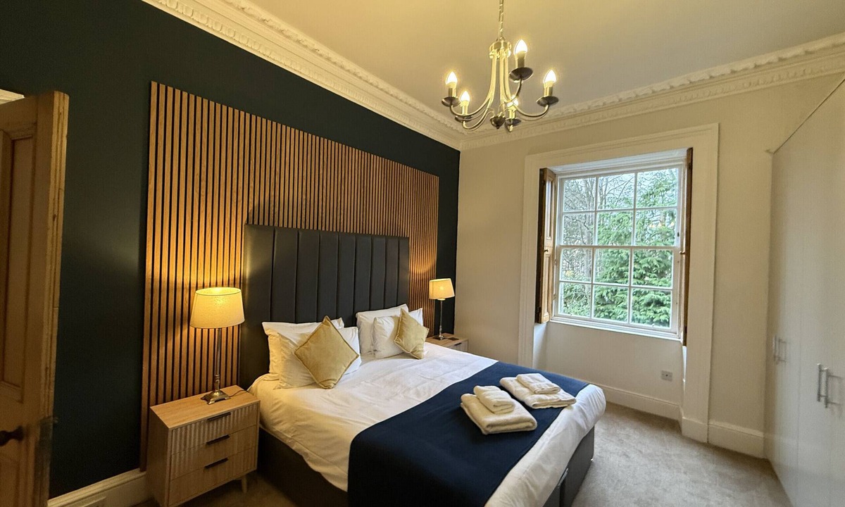 Dowanhill Apartment | Crown Circus Three Bedroom Apartment