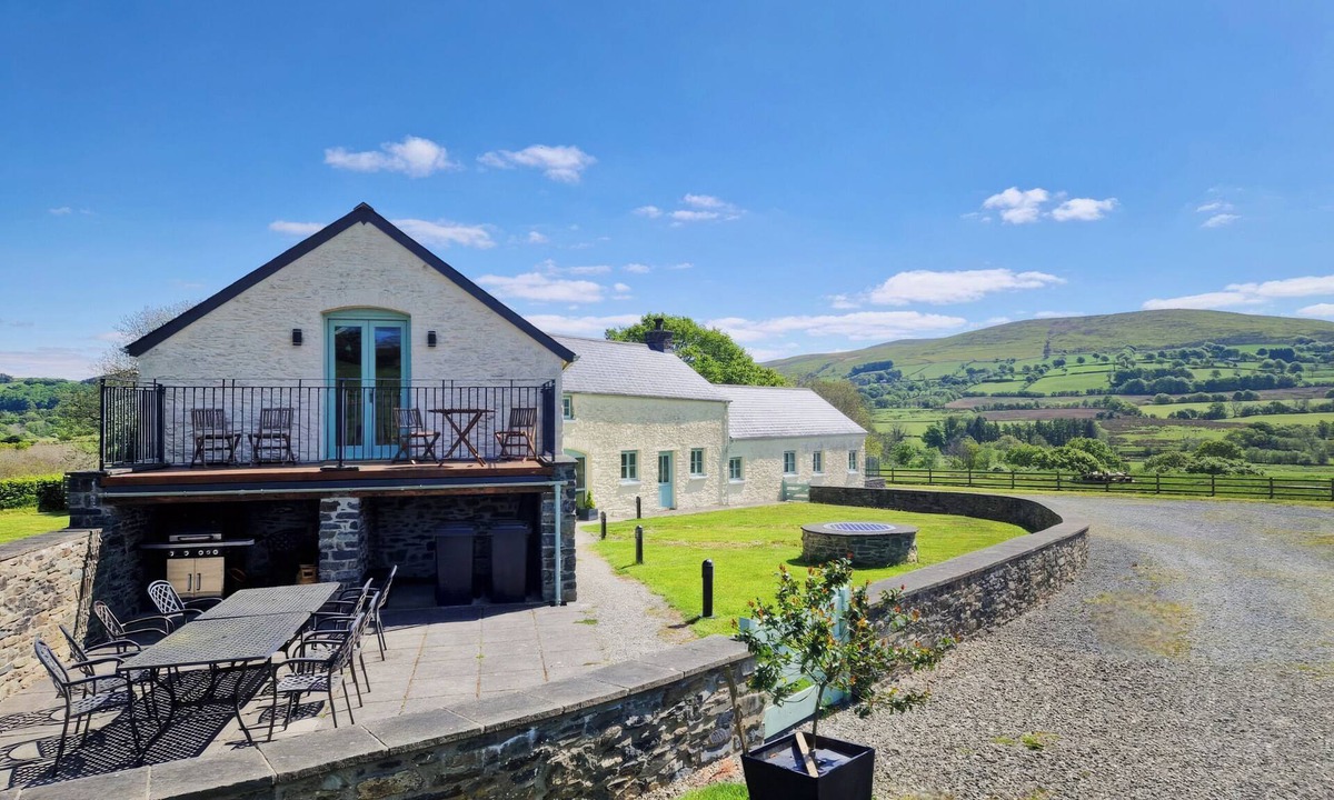 Tregaron Cottage | Felin Hedd (Peaceful Mill)