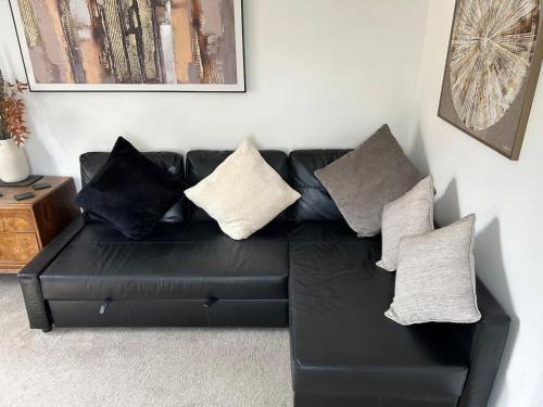 Filton Apartment | Flat in Filton Mod Rolls Royce gkn
