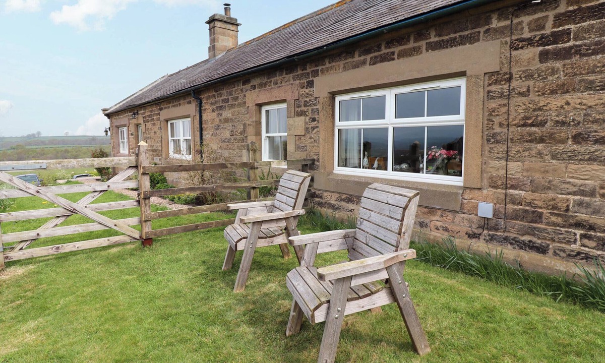 Old Bewick Cottage | Folly View