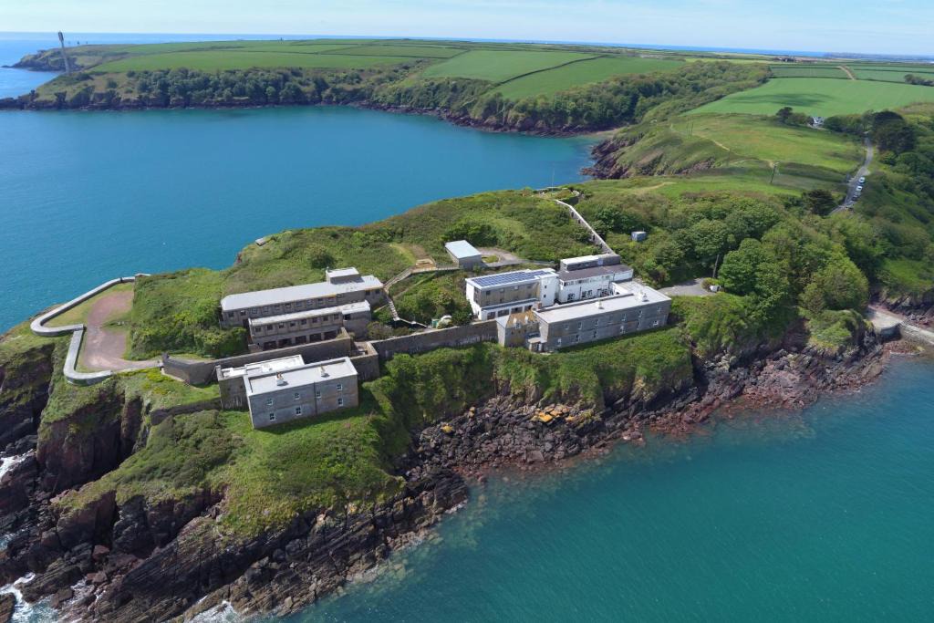 St Brides Hostel | FSC Dale Fort Hostel
