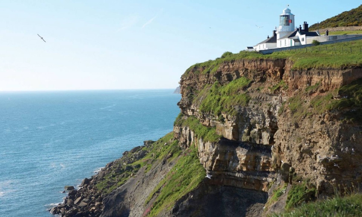 Whitby Cottage | Galatea a three bedroom lighthouse keepers cottage with sea views.