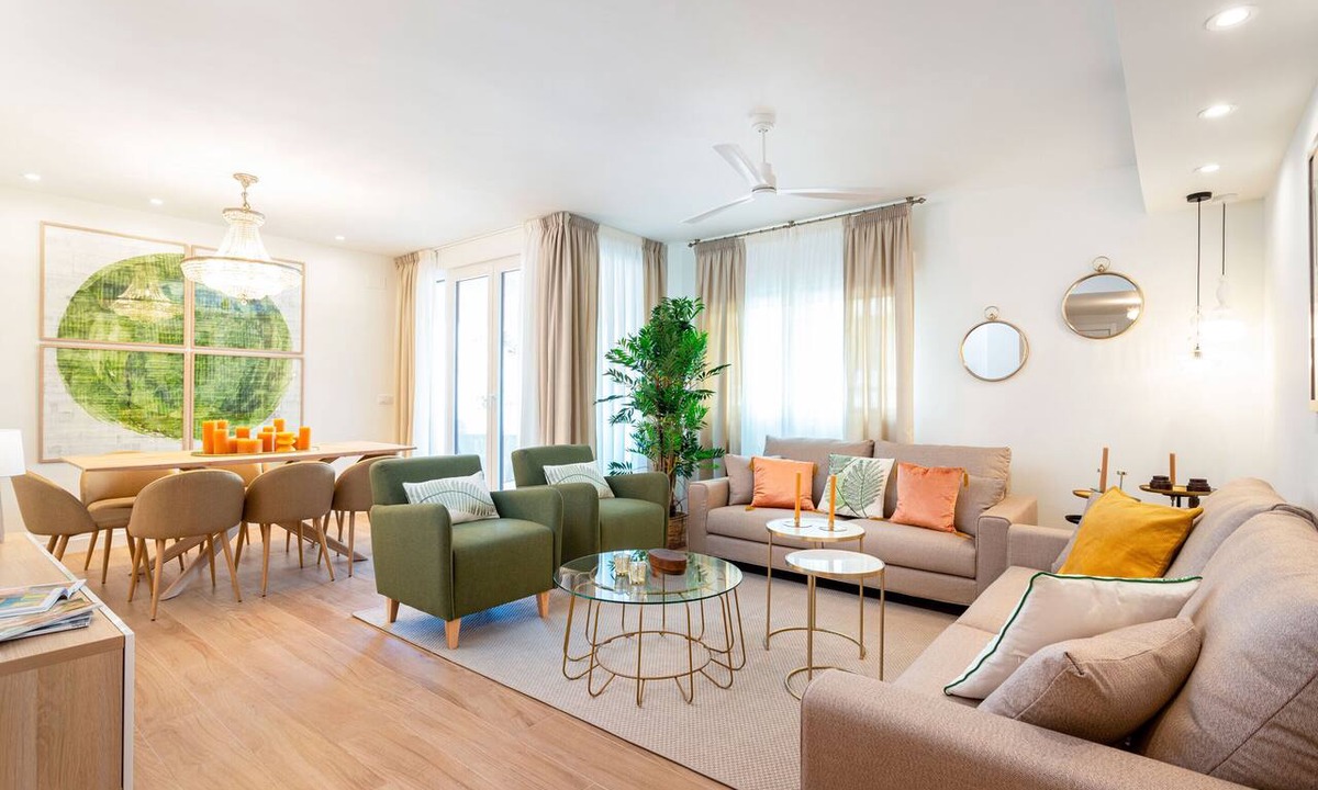 Centro - Sagrario Apartment | Genteel Home Alhondiga