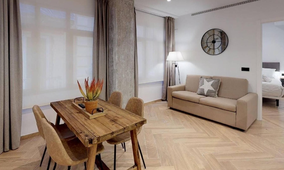 Valencia City Centre Apartment | Goerlich Suites Valencia Superior Apartment 102