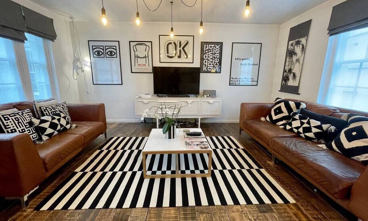 Saint Paul's Apartment | Gorgeous 2 bedroom apartment edge of Cabot Circus