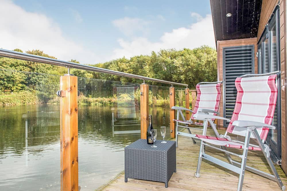 Carnforth Ski Chalet | Gressingham 50 is a beautiful lodge in a fantastic location.
