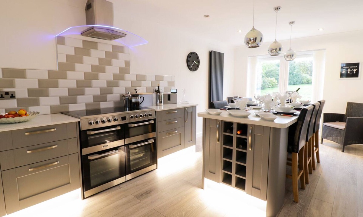 Cemaes Bay House | Gwelfor