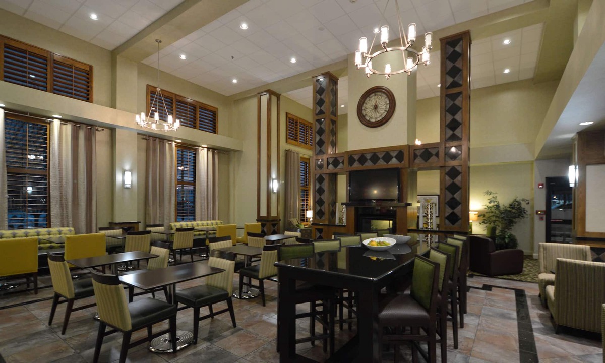 Carson City Hotel | Hampton Inn & Suites Carson City
