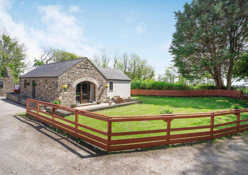 Haverfordwest House | Highbury