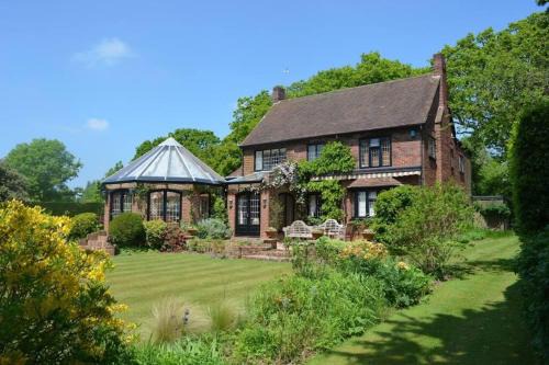 Burley House | Holmans NEW FOREST