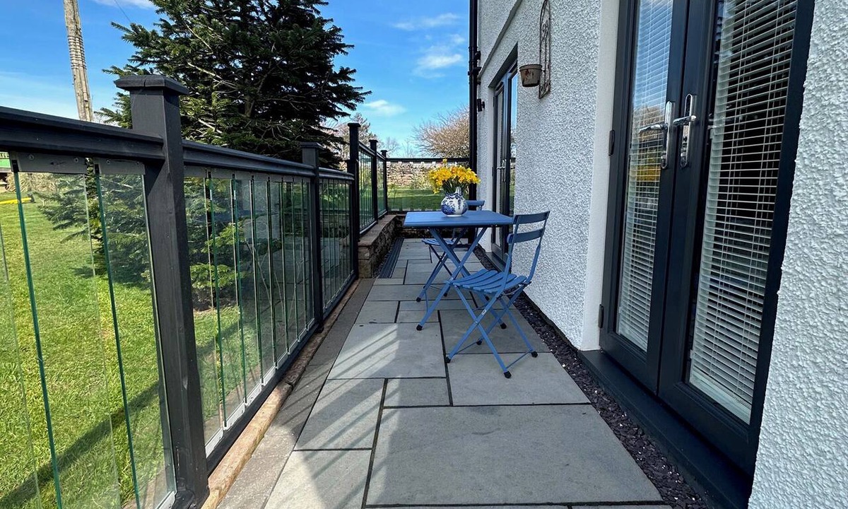 Welton Cottage | How Hill Farm Cottage