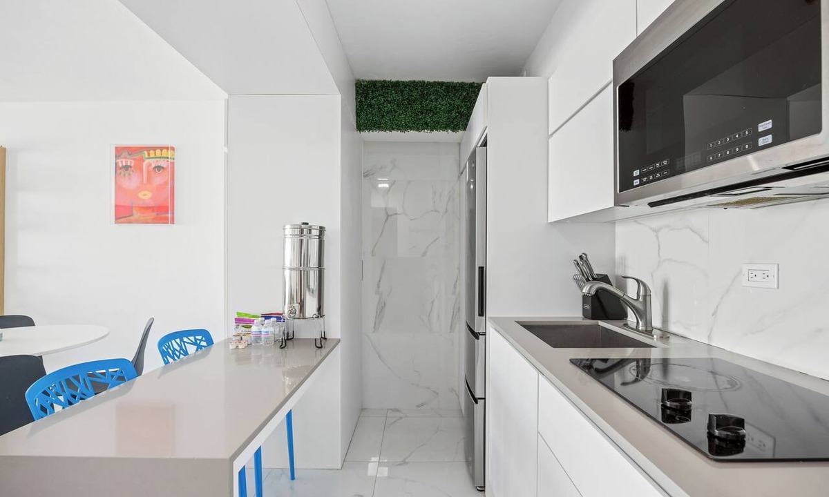 Isla Verde Apartment | Isla Verde Beachfront ESJ Tower by Otium