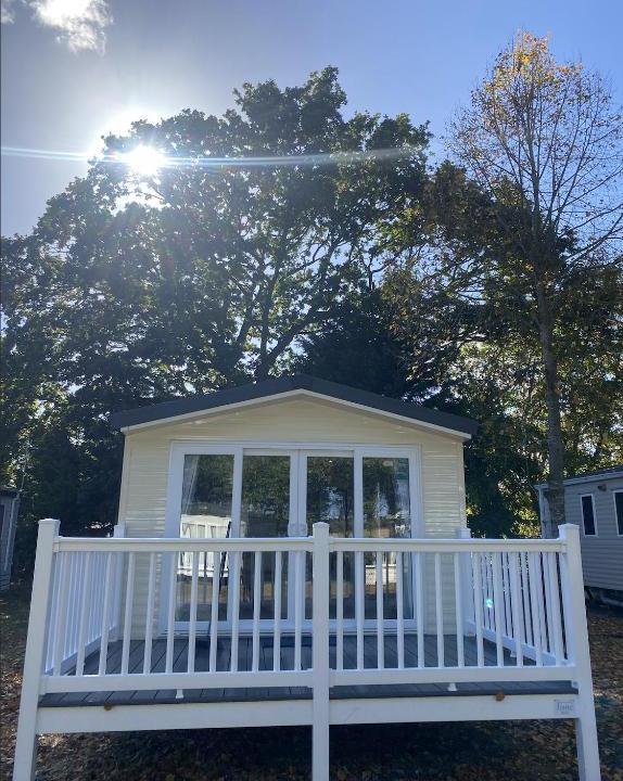 Clacton-on-Sea House | KellysHolidayHomes 26 Willerby 2 bedrooms caravan