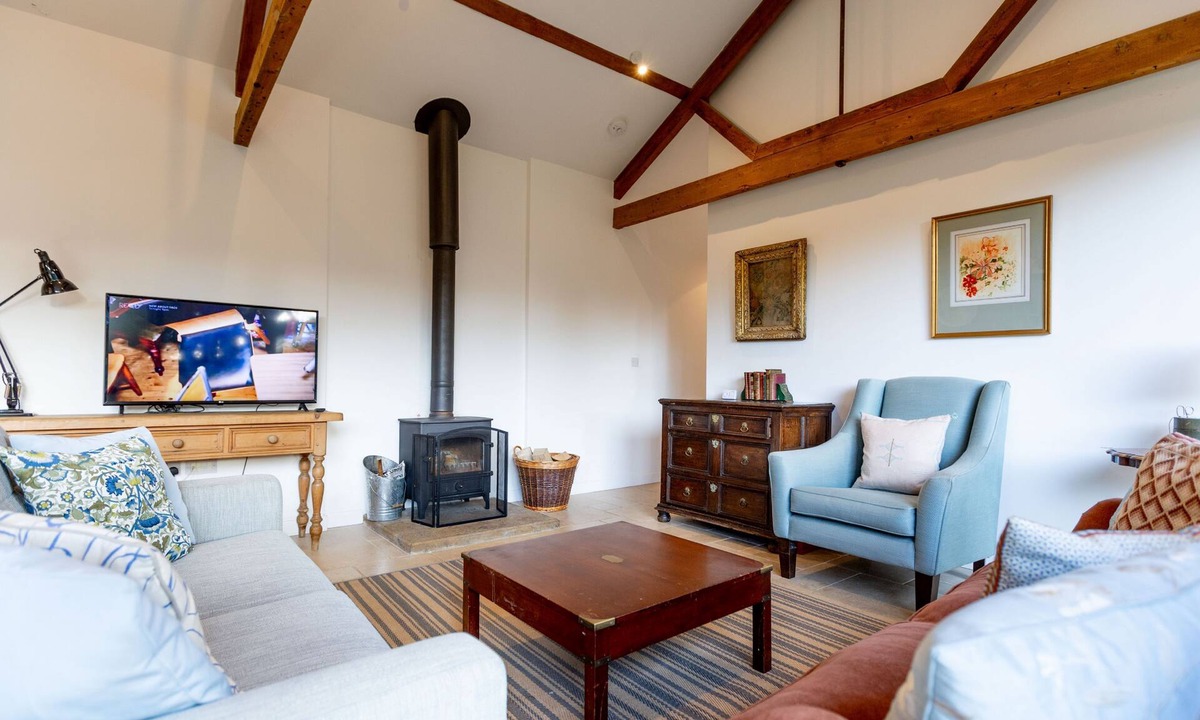 Deddington House | Kerry House - a cottage that sleeps 4 guests in 2 bedrooms