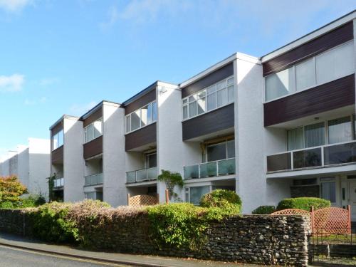 Bowness-on-Windermere House | Lake House Bowness