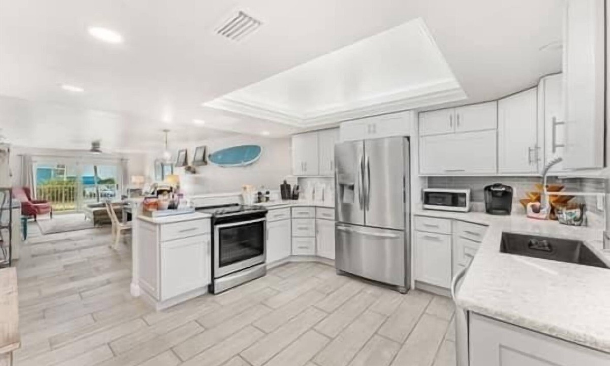 Port Canaveral Condo | ⛱️ Location! Location! Location! 🚀🌴👙🚢