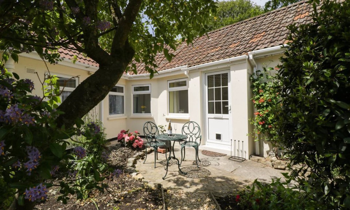 Ditcheat Cottage | Long Batch Cottage, Ditcheat