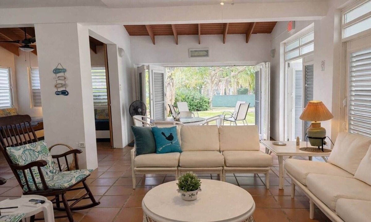 Sabana House | Lovely Beach Villa in Vega Alta Puerto Rico near to Dorado