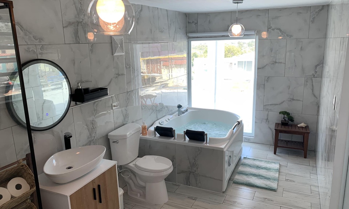 Mata de Platano Apartment | Luquillo Mar Hot Tub Ocean View