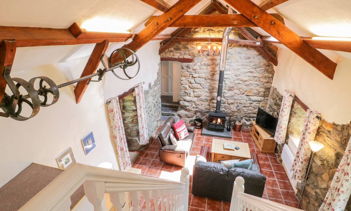 Garndolbenmaen Cottage | Melin Bach