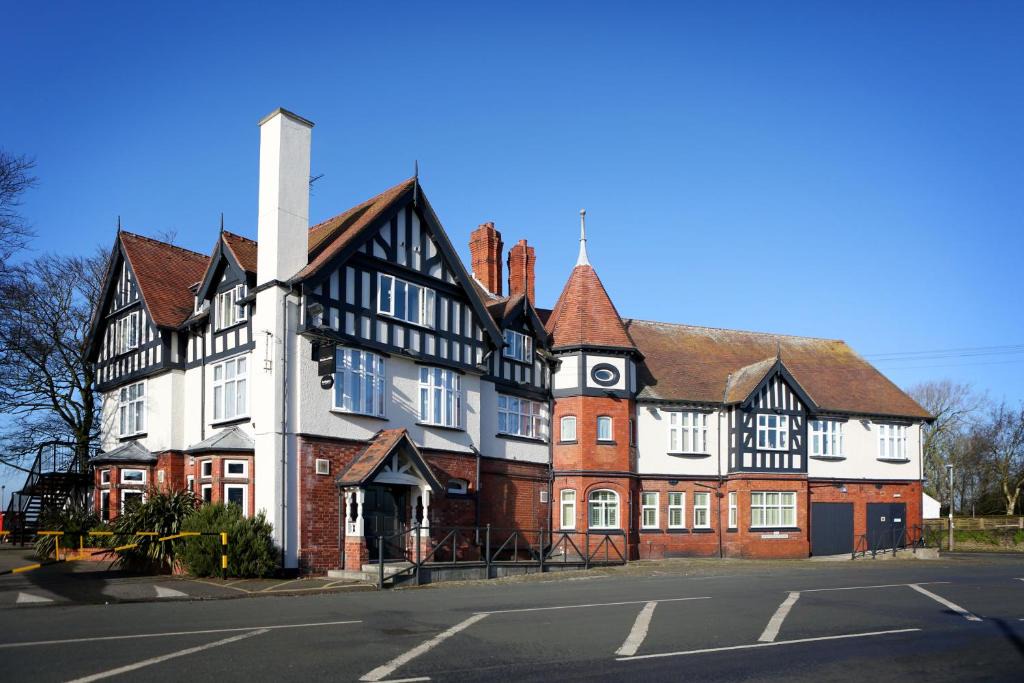 Aughton Hotel | Miller & Carter Aughton by Innkeeper's Collection