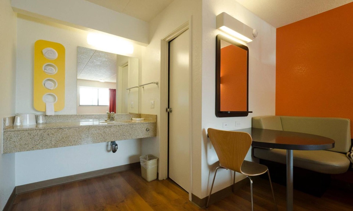 Gaithersburg Hotel | Motel 6 Gaithersburg, DC - Washington