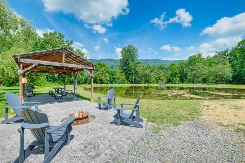 Sharon House | Mtn Views & Idyllic Setting! Clifton Forge Retreat