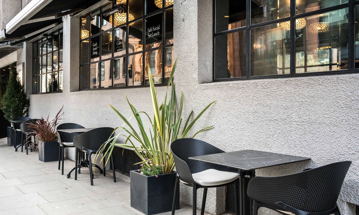 Brompton & Hans Town Apartment | NEW Sleek & Modern Studio in the Heart of Chelsea