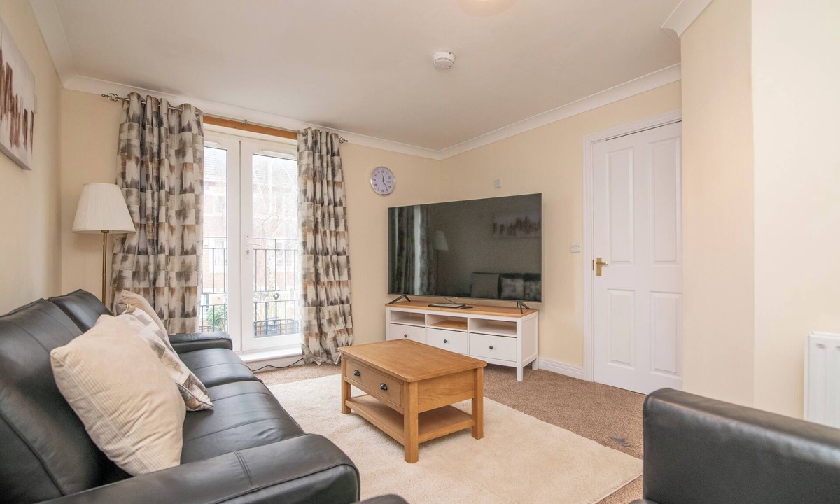 Birmingham House | Newly refurbed 5 bed house with Free Parking n Dryer