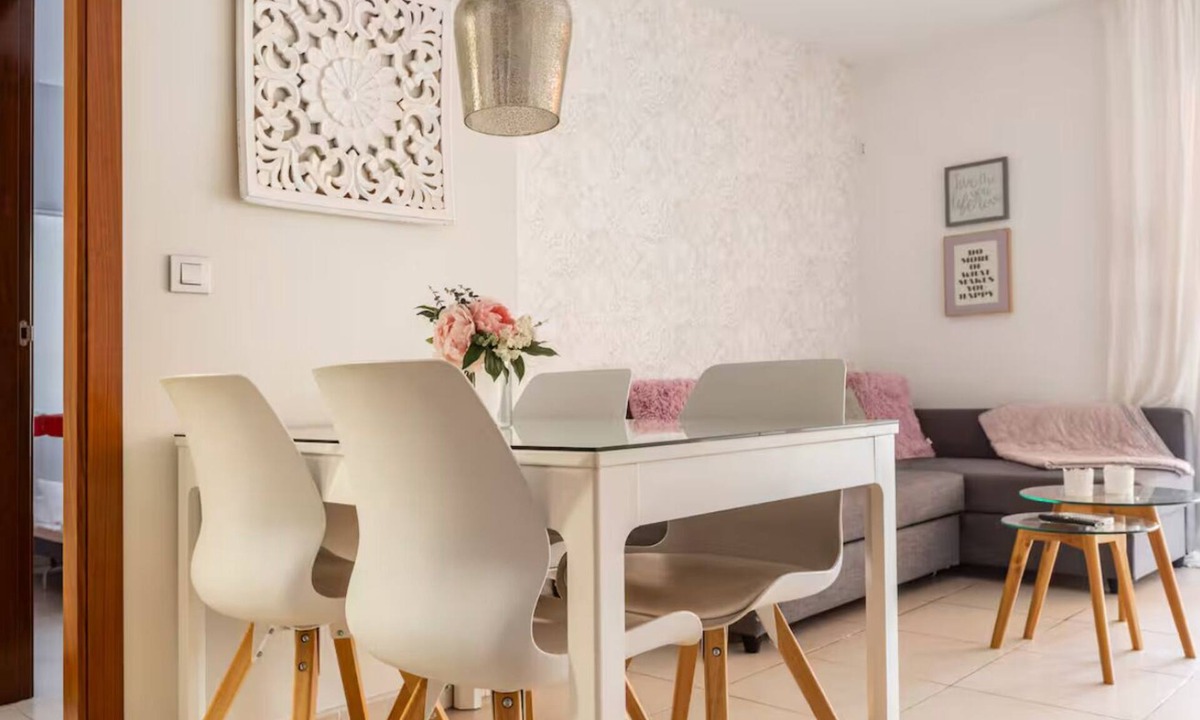 Alcala Apartment | Nice and central