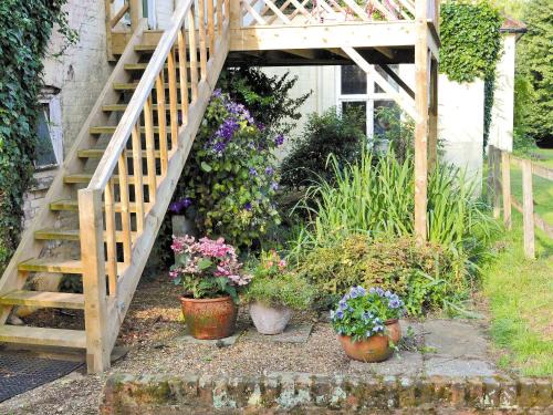 Woodbridge House | Nightingales