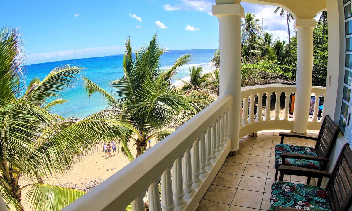 Puntas Villa | On Ocean&Sandy Beach-Private access to beach! Air conditioned. Standby Generator