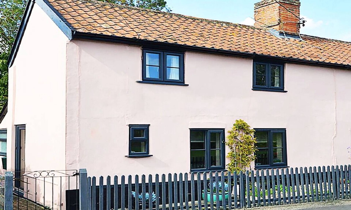 Saxmundham House | Peaceful 2BR Suffolk Retreat Near Sizewell
