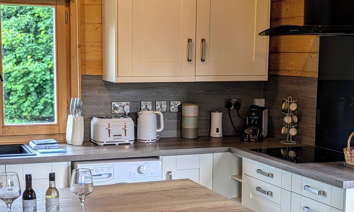 Newcastleton Cabin | Pet Friendly - Lodge at Riverview Holiday Park