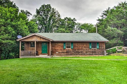 Weyers Cave House | Pet-Friendly VA Home ~ 30 Mi to Shenandoah NP