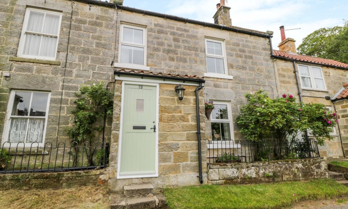 Ainthorpe Cottage | Pheasant Cottage, Danby