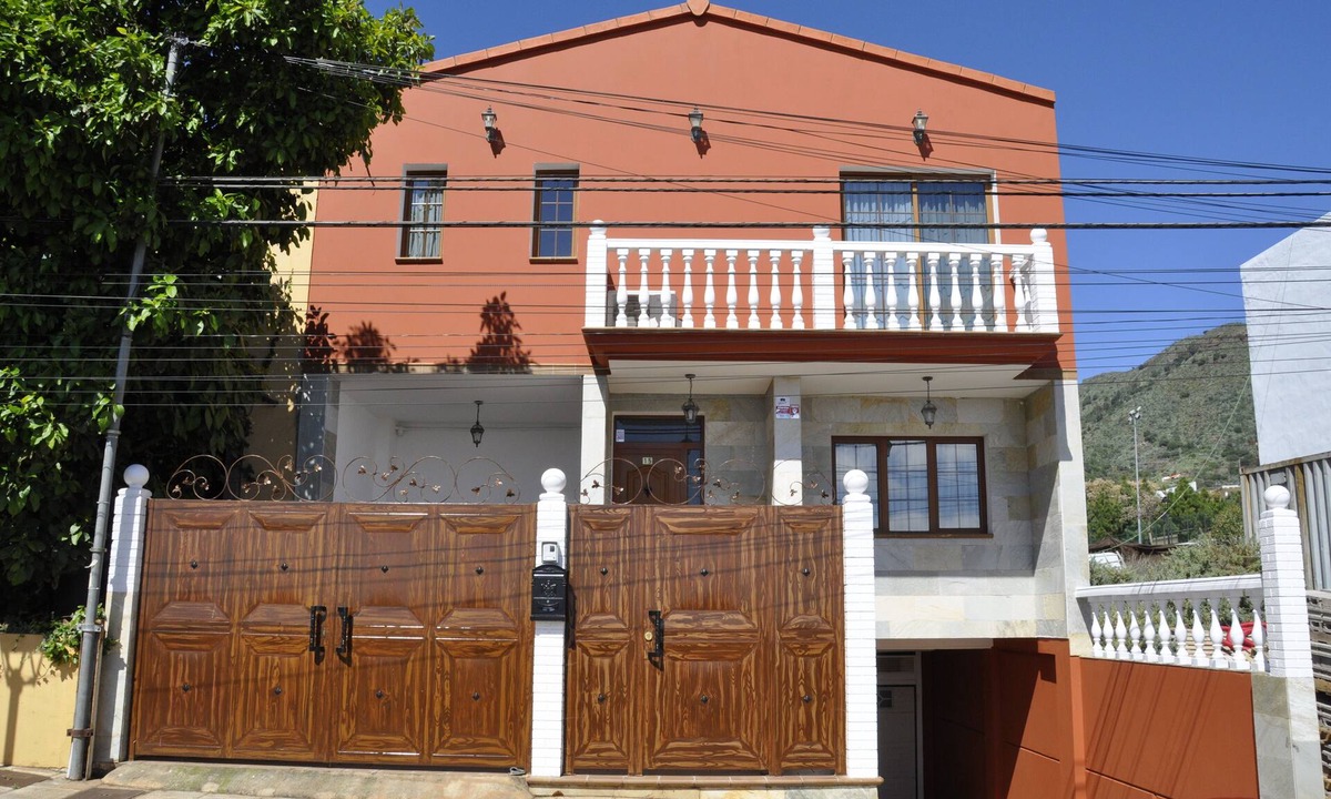 Valsequillo de Gran Canaria Ski Chalet | Relax, hiking, beaches, sports. I will need everything within walking distance.
