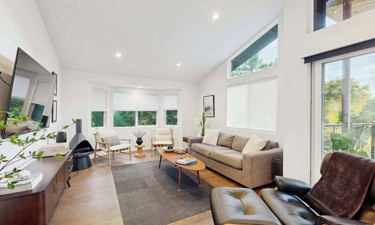 Healdsburg House | Riverfront Healdsburg Home, Private Dock
