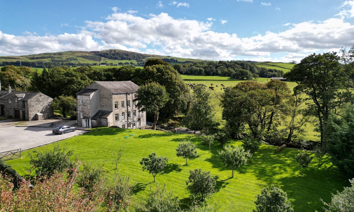 Kendal Cottage | Riverside Mill - Luxury Cottages