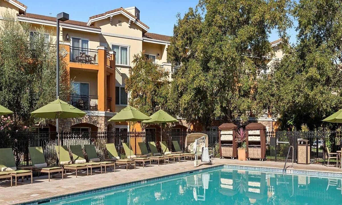 Napa Condo | Romantic Studio in Napa- Wine Country Getaway