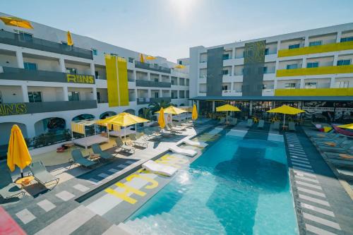 Cala de Bou Hotel | Ryans Lolas Ibiza - Adults Only