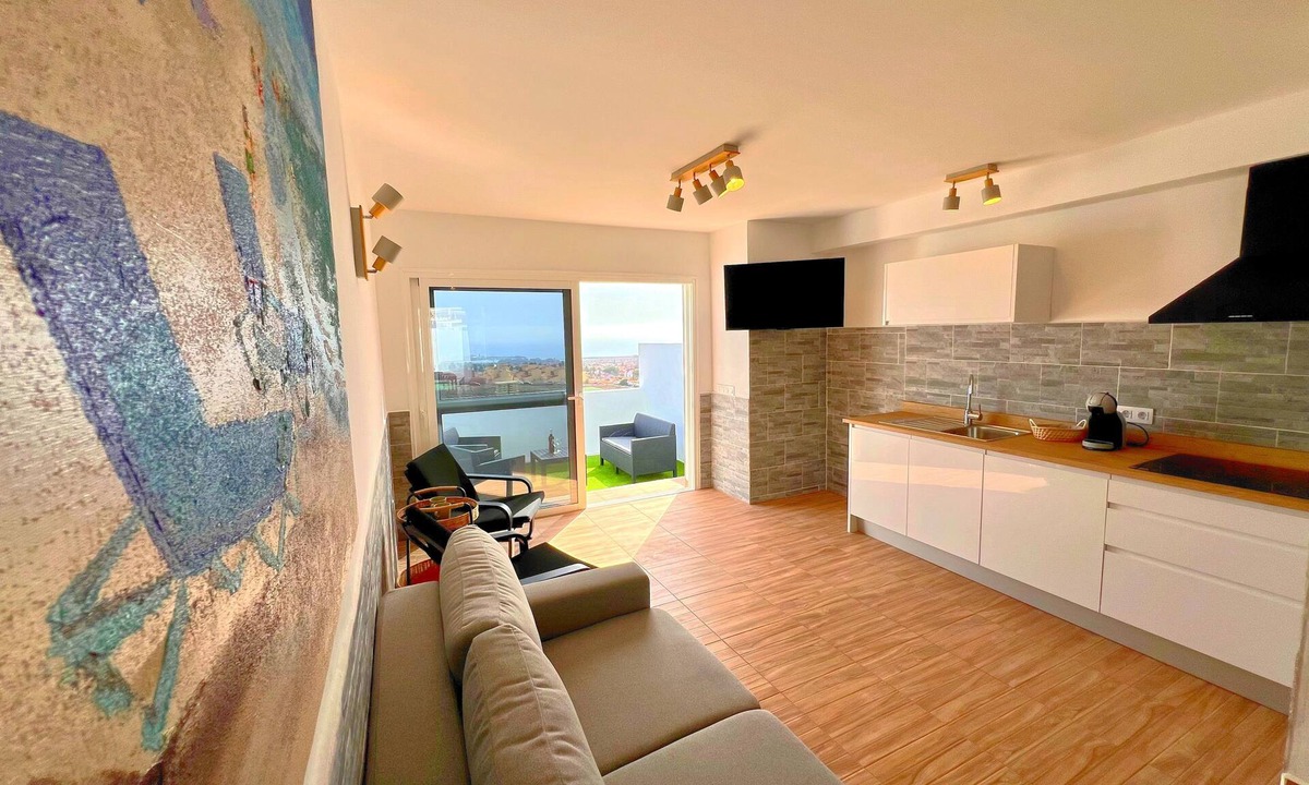 Caleta de Fuste House | Sea View Bungalow with Communal Pool