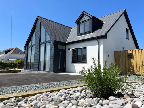 St Brides House | Seacliff, Broad Haven.