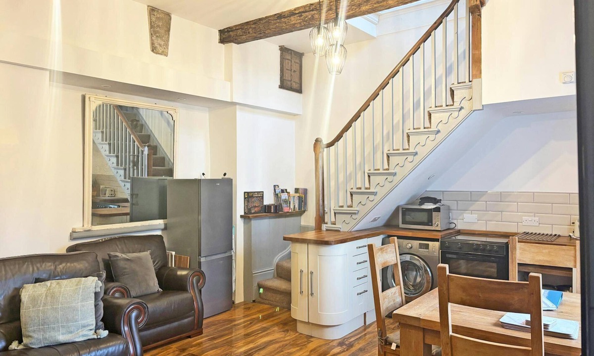 Haverfordwest Cottage | Seymour, Johnston - Two Bedroom Cottage, Sleeps 4