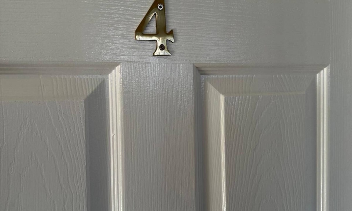 Baglan Bed & Breakfast | Sha's Pad, Room 4, SINGLE BED - shared shower room with 1 other person.